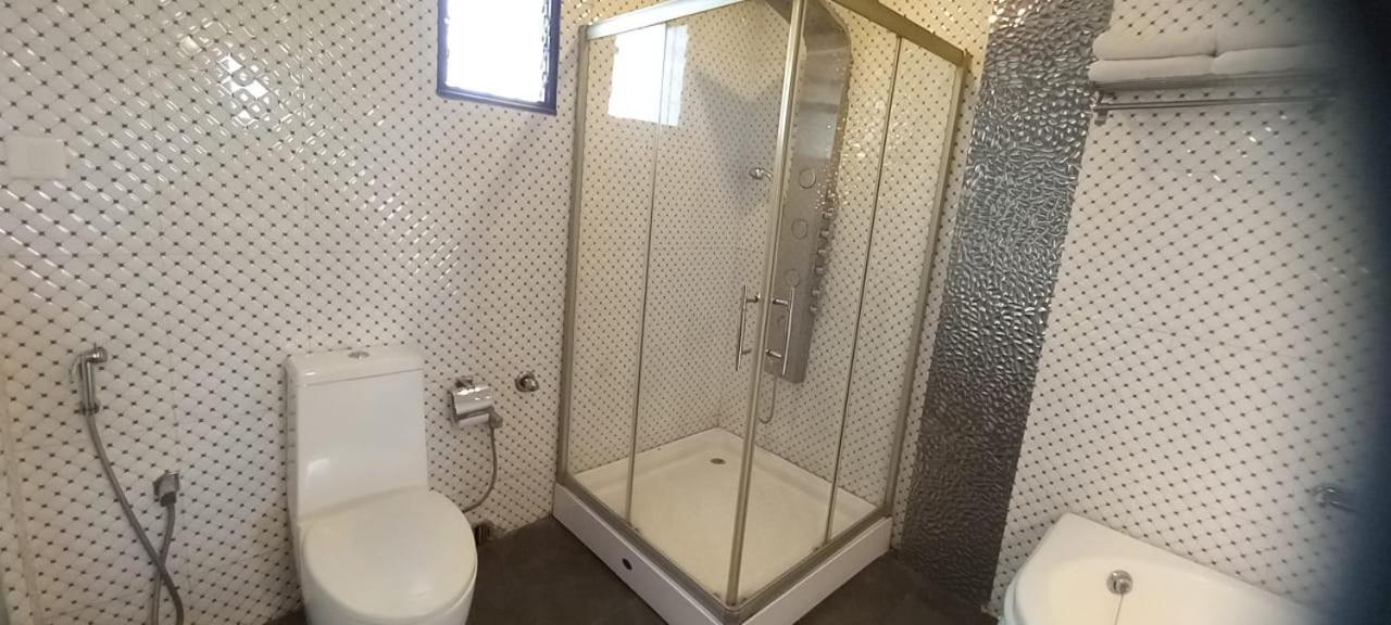 Ojas Hotel & Resort Durgapur  Bagian luar foto