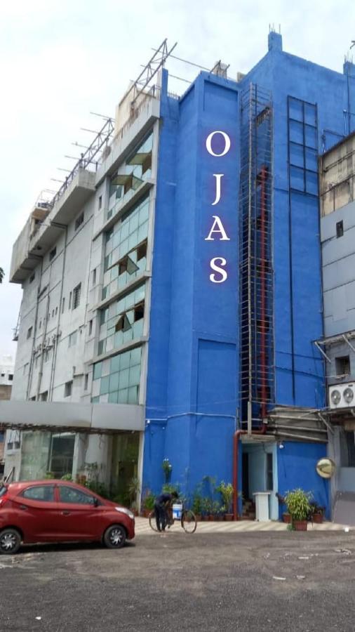 Ojas Hotel & Resort Durgapur  Bagian luar foto